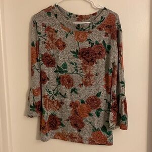 3/4 sleeve Floral Maurice’s top